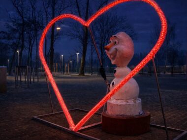 Zrób zdjęcie przy Olafie i... zakochaj się w Piekarach! Walentynki 2026 w Piekarach Śląskich