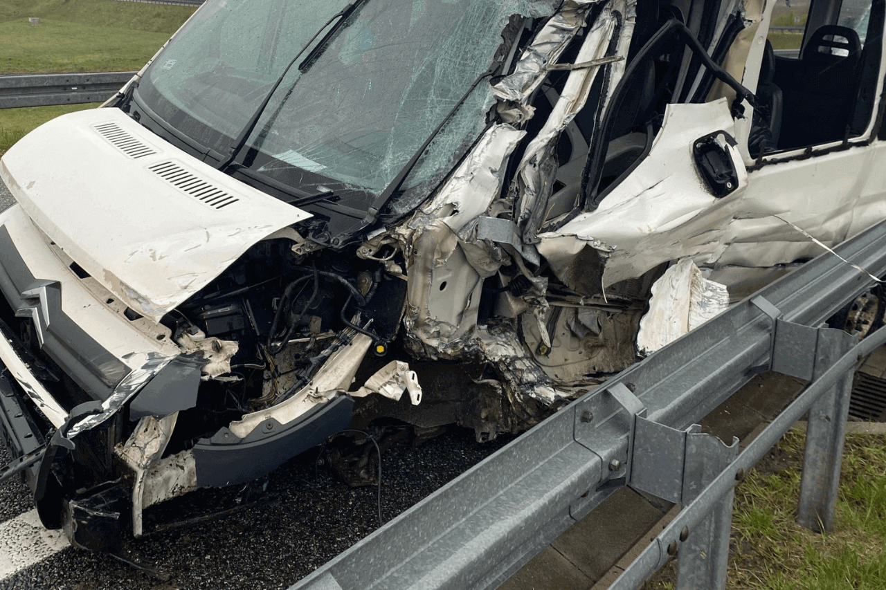 Wypadek w Czekanowie na zjeździe z A1