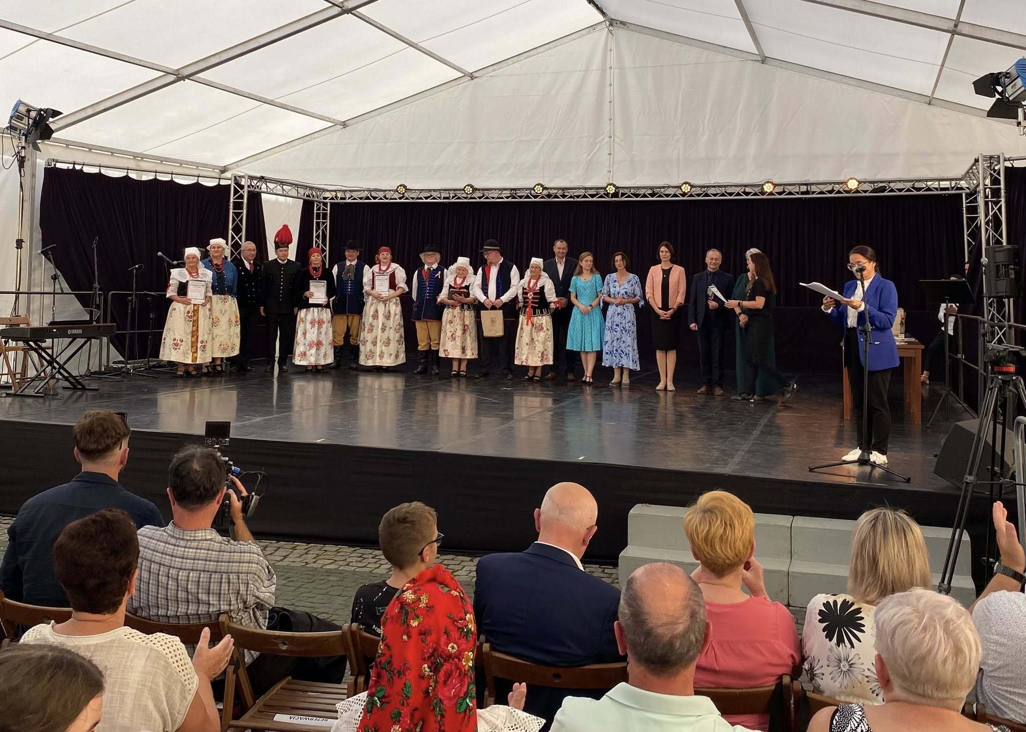 Chór "Sonata" z Kalet na Regionalnym Przeglądzie Pieśni