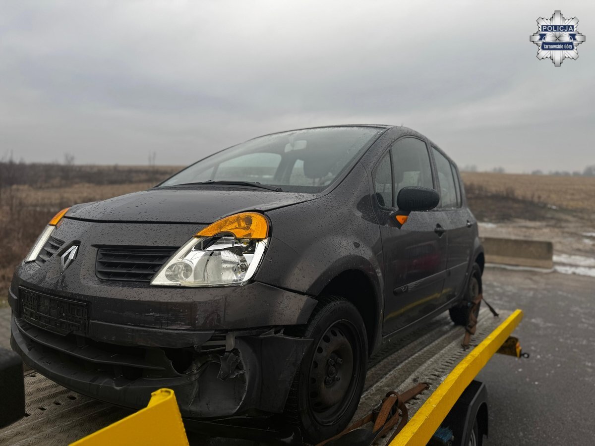 Kolizje na rondzie w Radzionkowie
