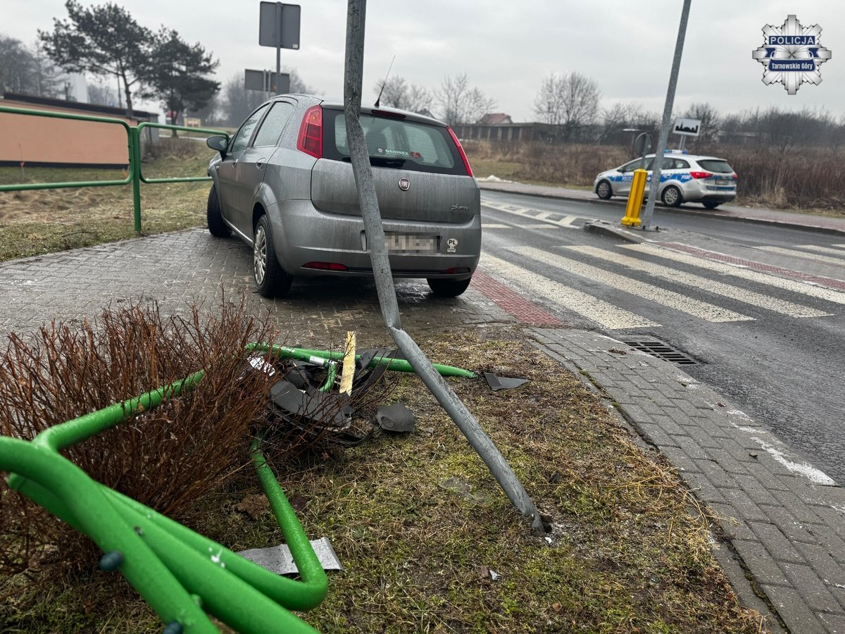 Kolizje na rondzie w Radzionkowie