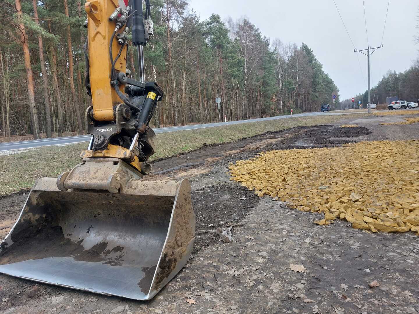 Nowy parking nad zalewem Nakło-Chechło