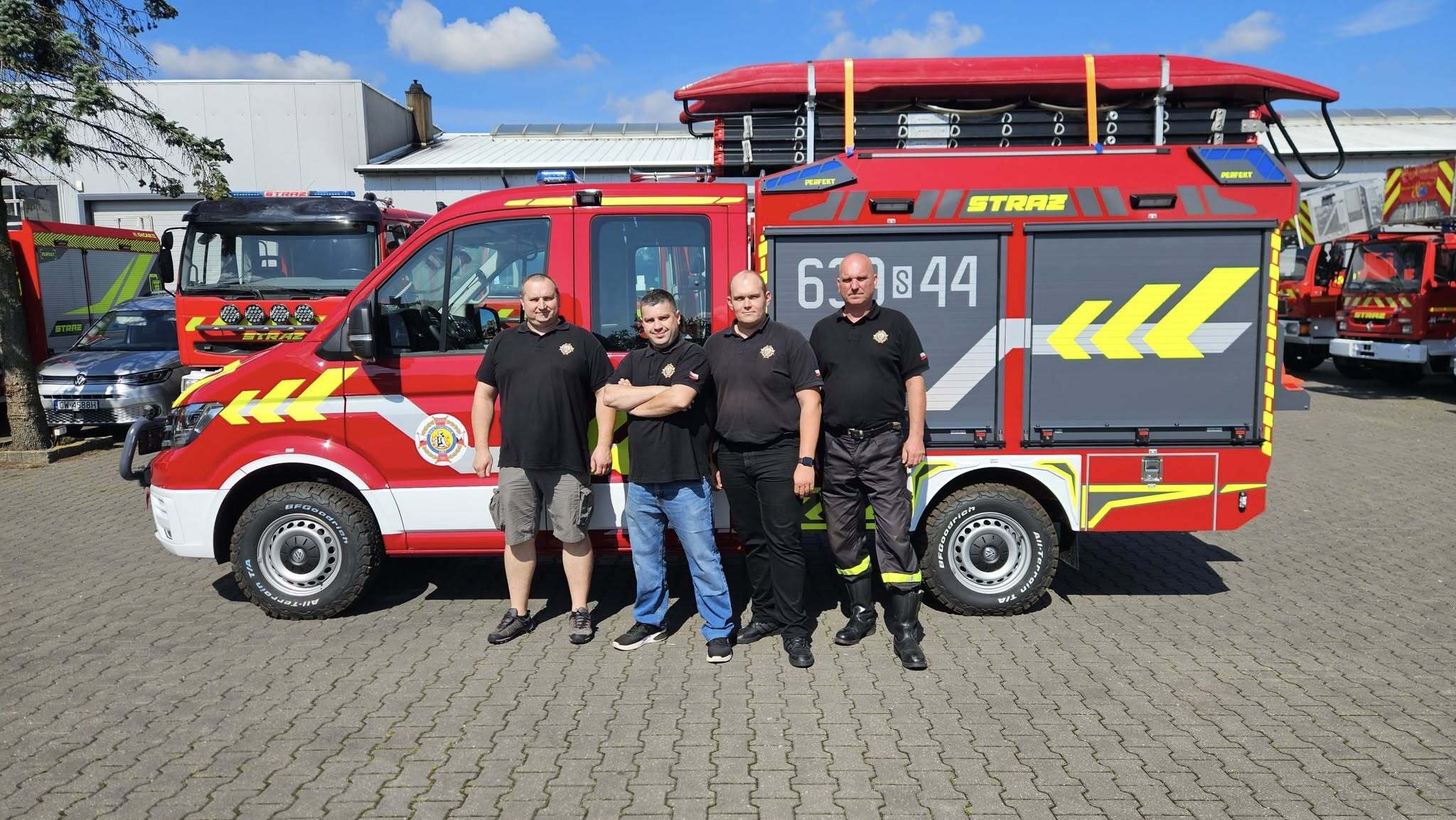OSP Świętoszowice pochwaliła się nowym nabytkiem. To samochód ratowniczo-gaśniczy