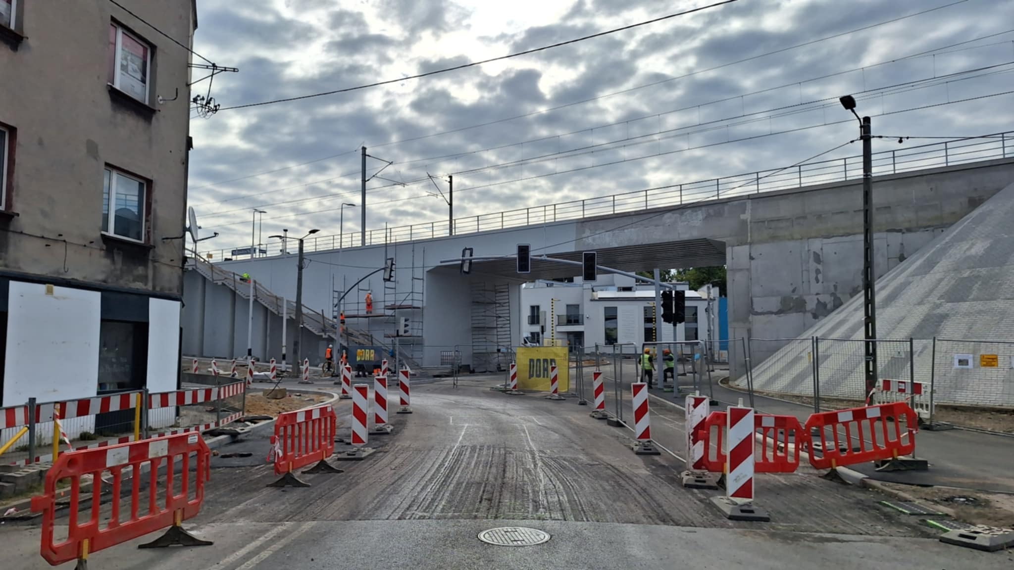 Przebudowa wiaduktu kolejowego przy ulicy Kużaja w Radzionkowie