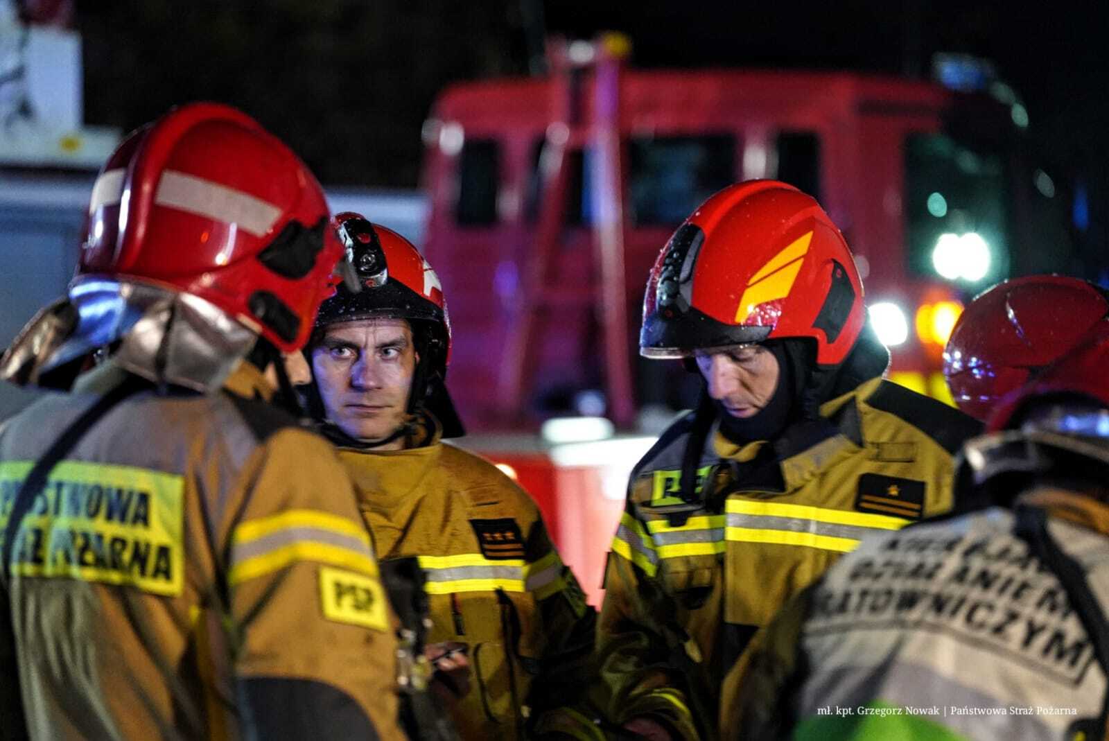 Pożar w zakładzie produkcyjnym w Sadowie