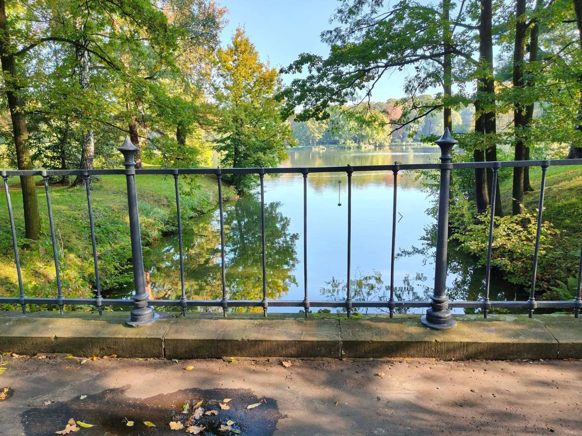 Odnowione balustrady w Parku w Świerklańcu