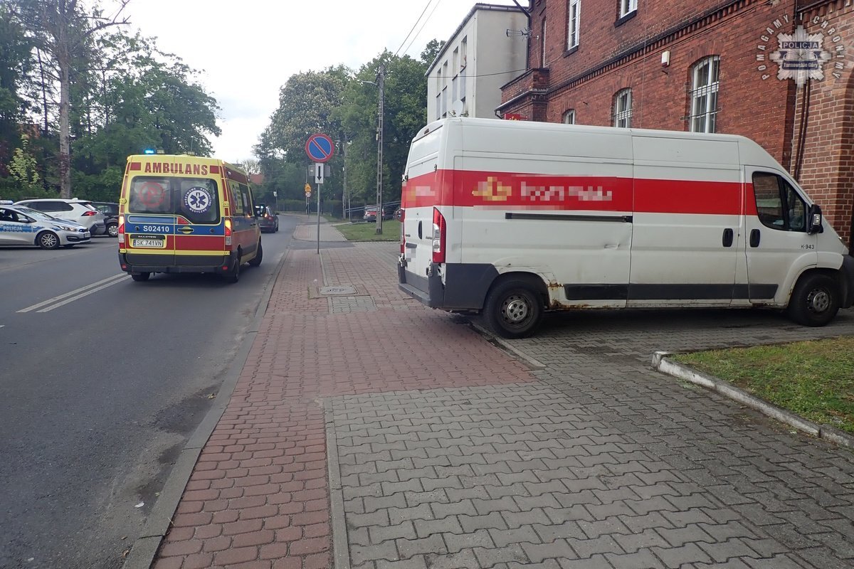 Zdarzenie drogowe z rowerzystką w Świerklańcu