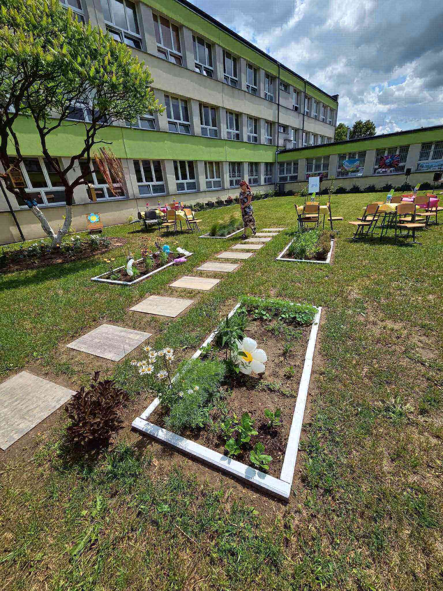 Ekopracownia pod chmurką w SP nr 10 w Tarnowskich Górach