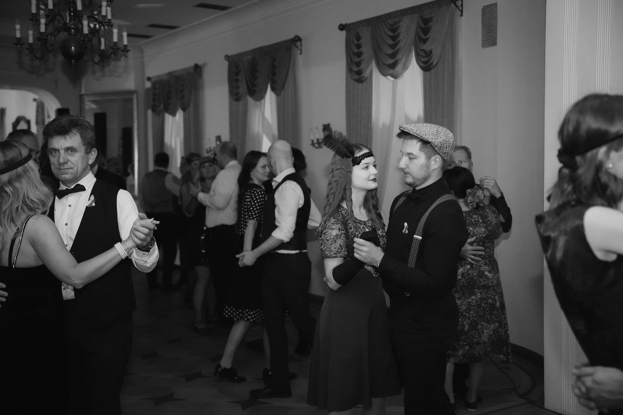 Potańcówka z okazji Święta Niepodległości w Tarnowskich Górach