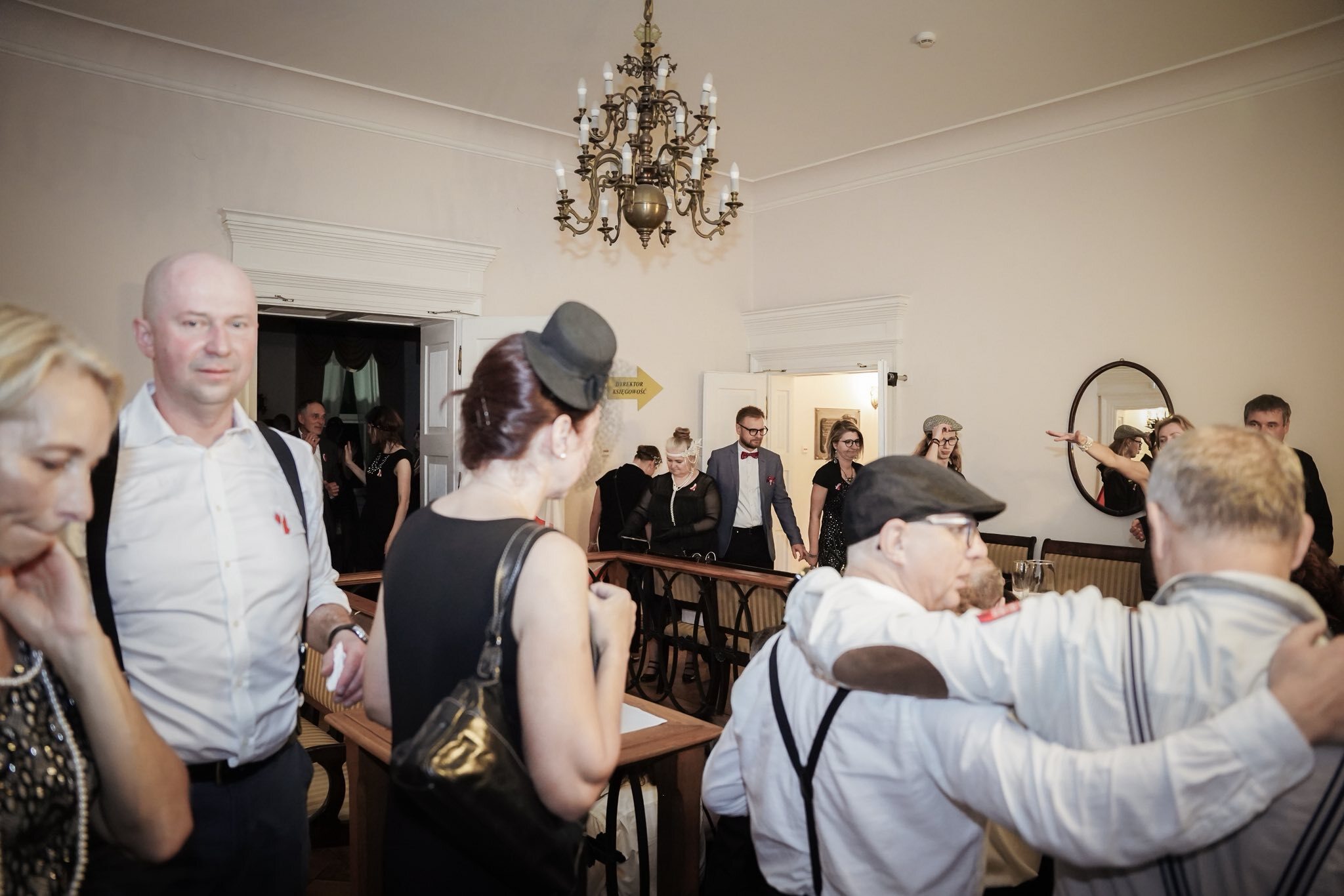 Potańcówka z okazji Święta Niepodległości w Tarnowskich Górach