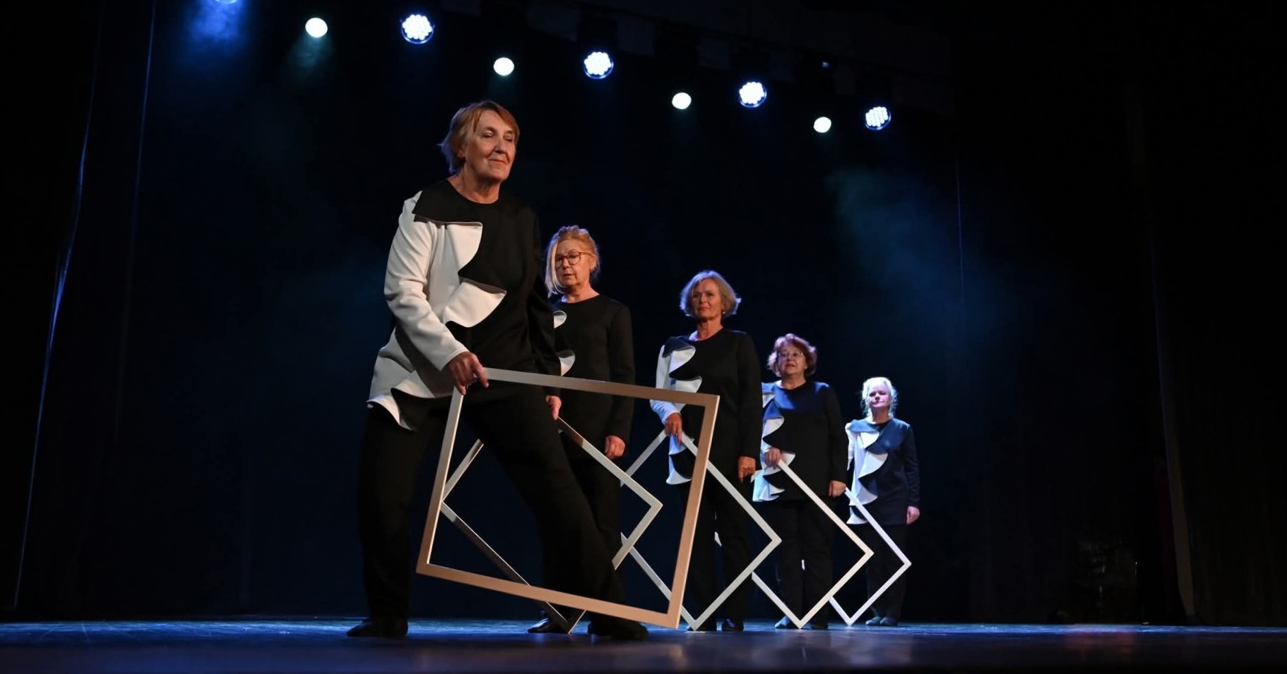 UTW z Tarnowskich Gór na "Dniach Tańca 2025" w Wadowickim Centrum Kultury