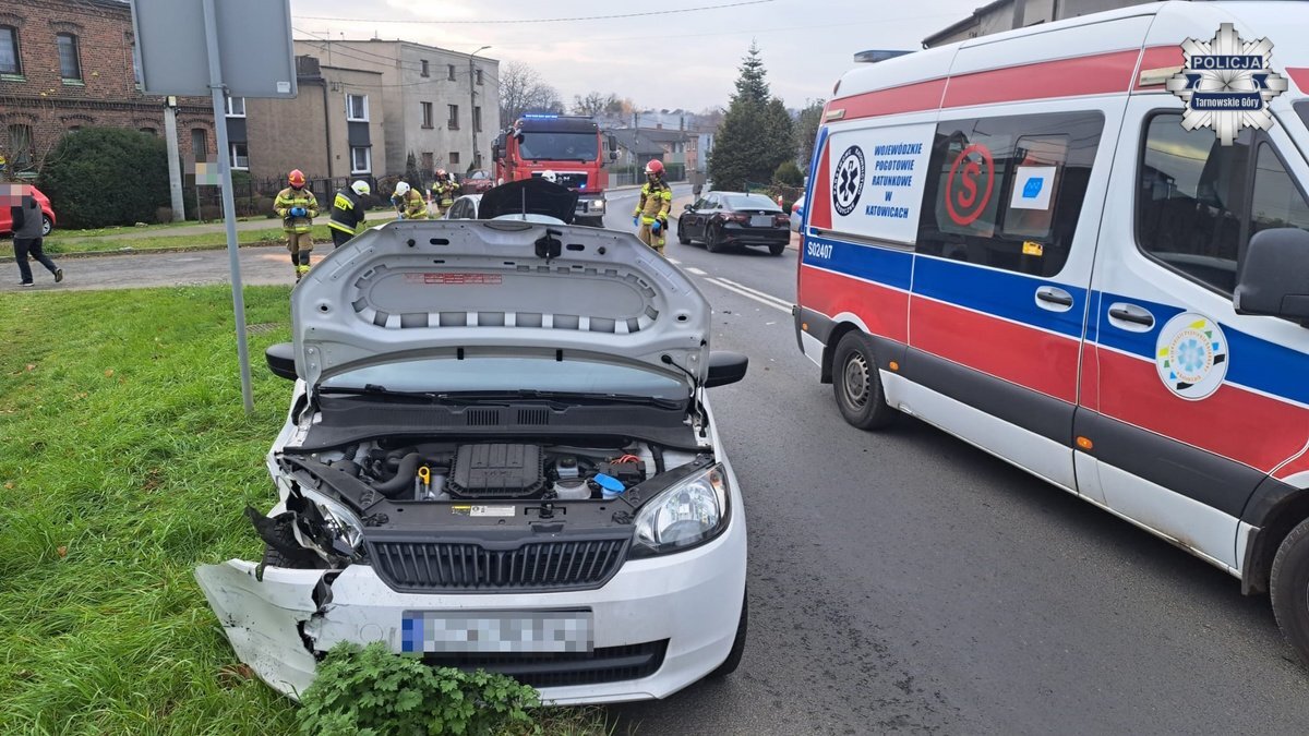 Wypadek na DK 78 w Nakle Śląskim. Policjanci ustalili wstępne przyczyny zdarzenia